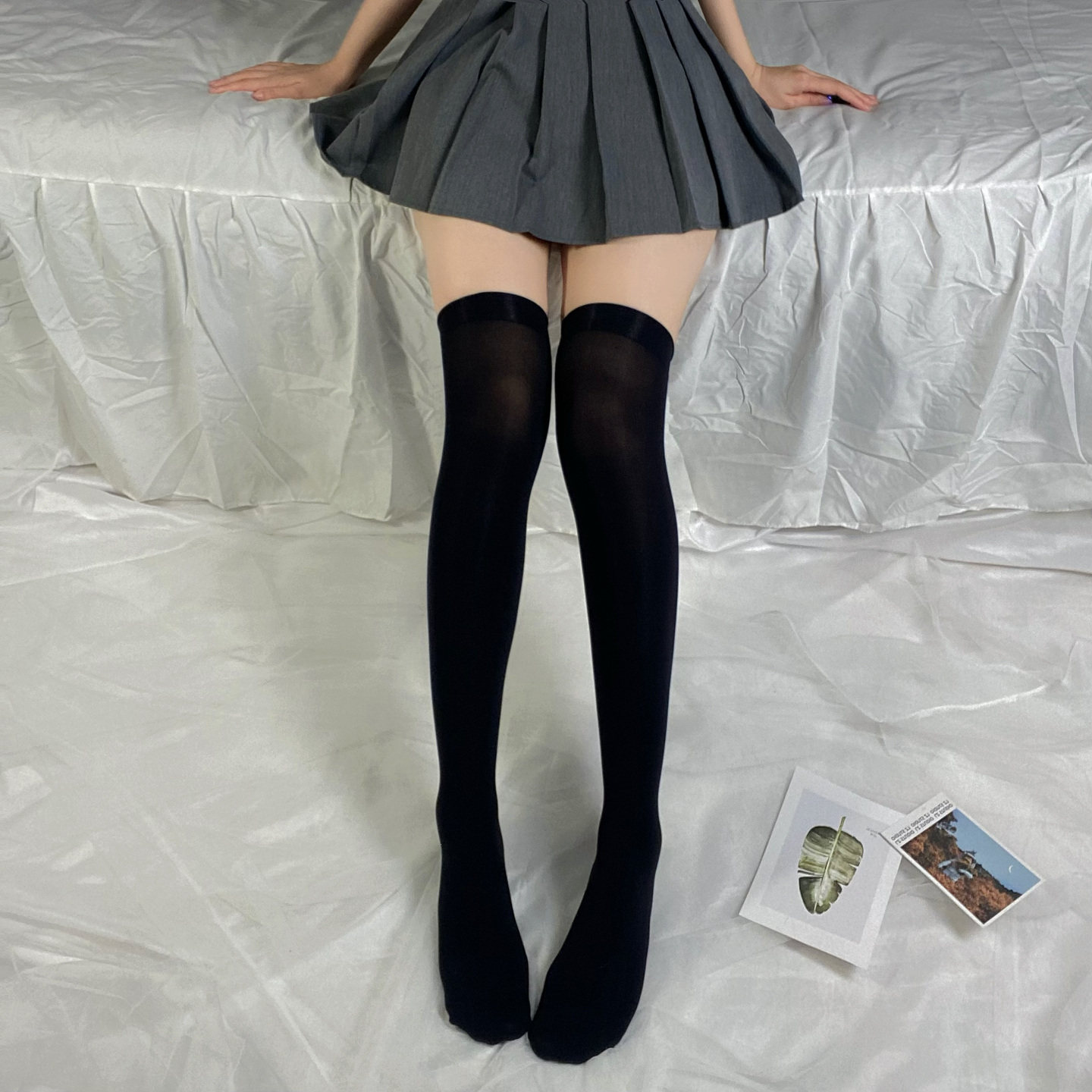 过膝袜子女日系天鹅绒防滑秋高筒袜学院风显瘦三杠长筒袜堆堆袜套,女士内衣/男士内衣/家居服,长筒袜,淘宝优惠券,粉丝福利购,淘宝优惠卷