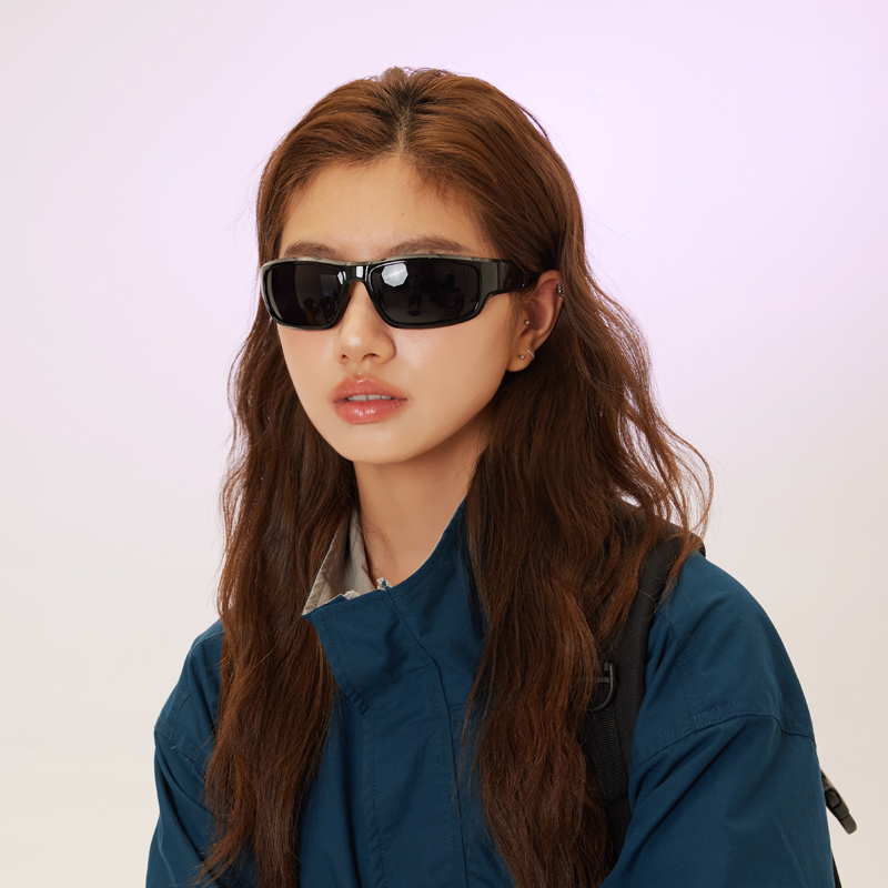 太阳眼镜防紫外线骑行未来感墨镜