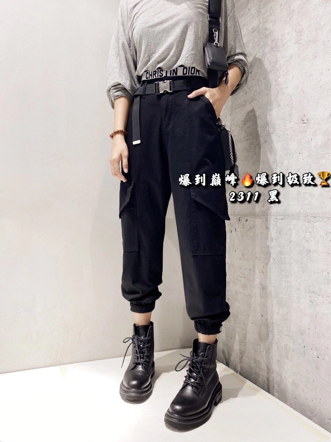 2026新款韩版时尚百搭牛仔裤女宽松显瘦休闲工装裤女黑色加绒加厚