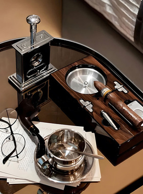 轻奢样板间雪茄主题摆件