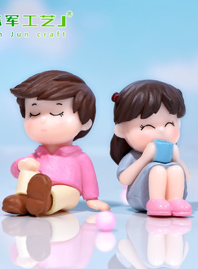 蛋糕烘焙装饰摆件亲嘴情侣520情人节婚庆公仔微景观迷你摆件