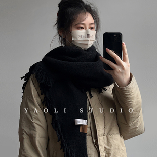 YAOLI午夜黑～含羊毛流苏三角巾形围巾女秋冬保暖防寒披肩围脖韩
