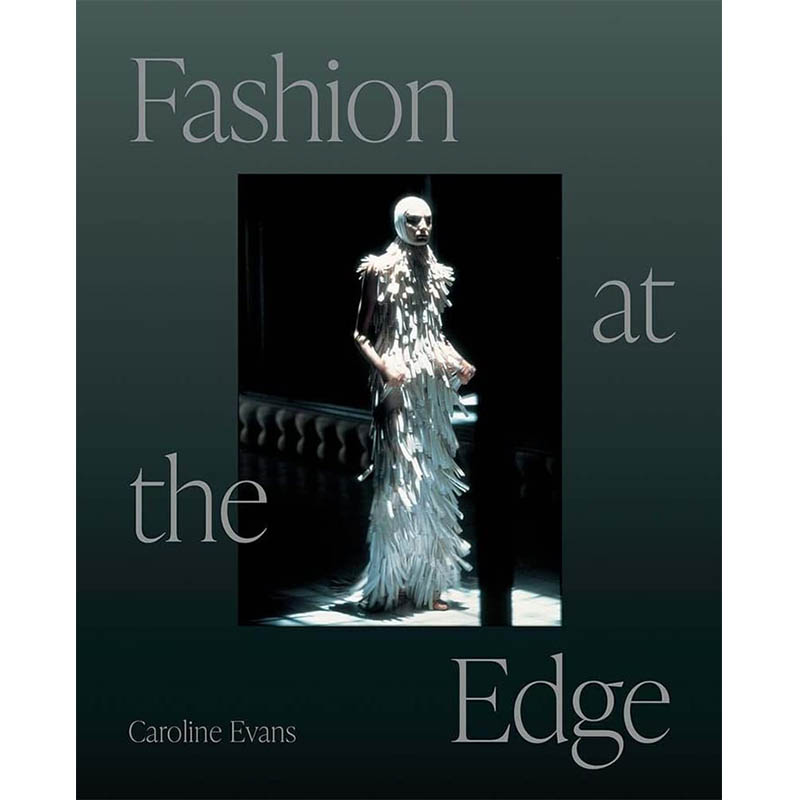 时尚边缘：CarolineEvans