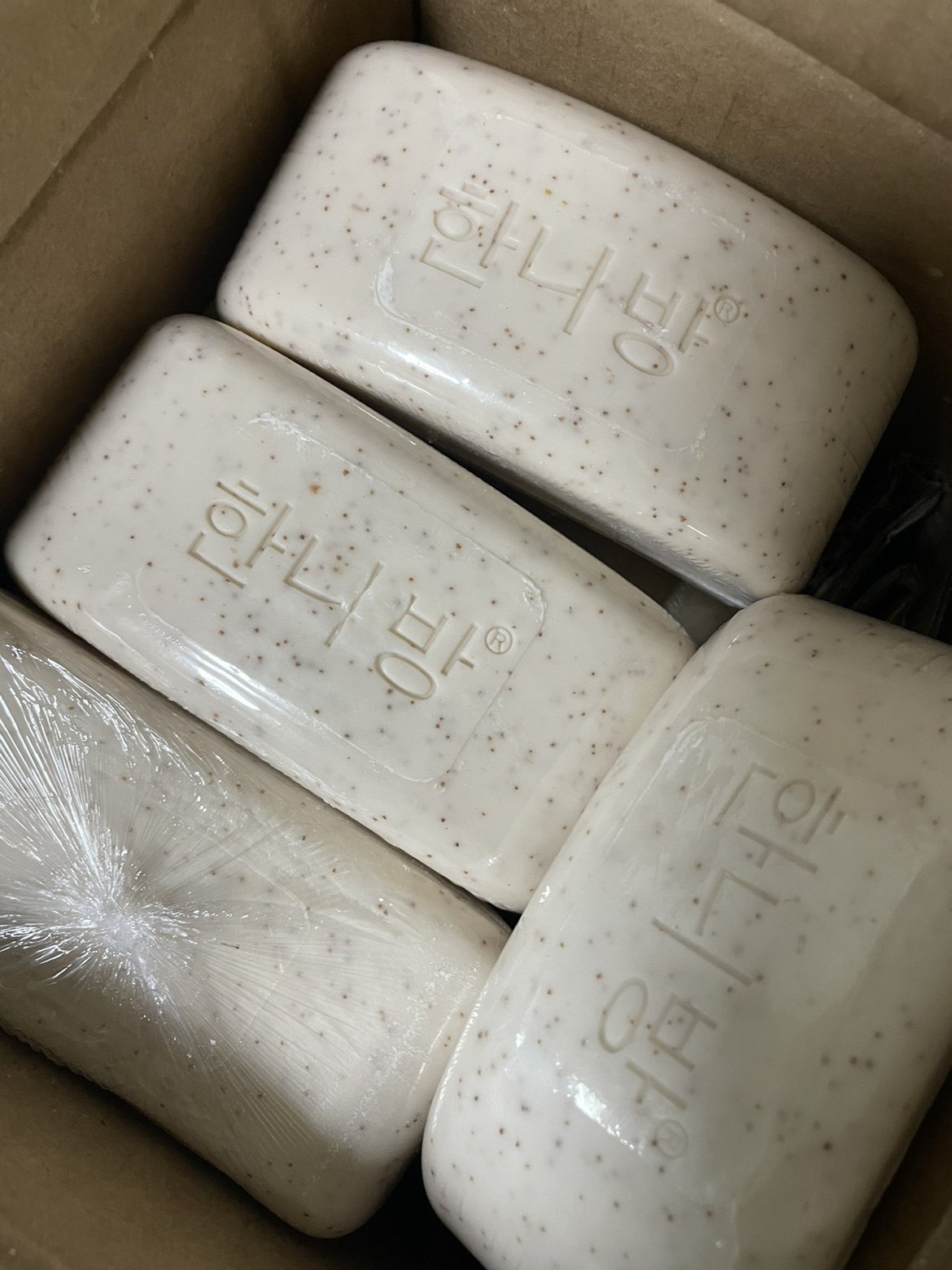 韩国火山泥去灰皂清洁皮肤香皂去香皂