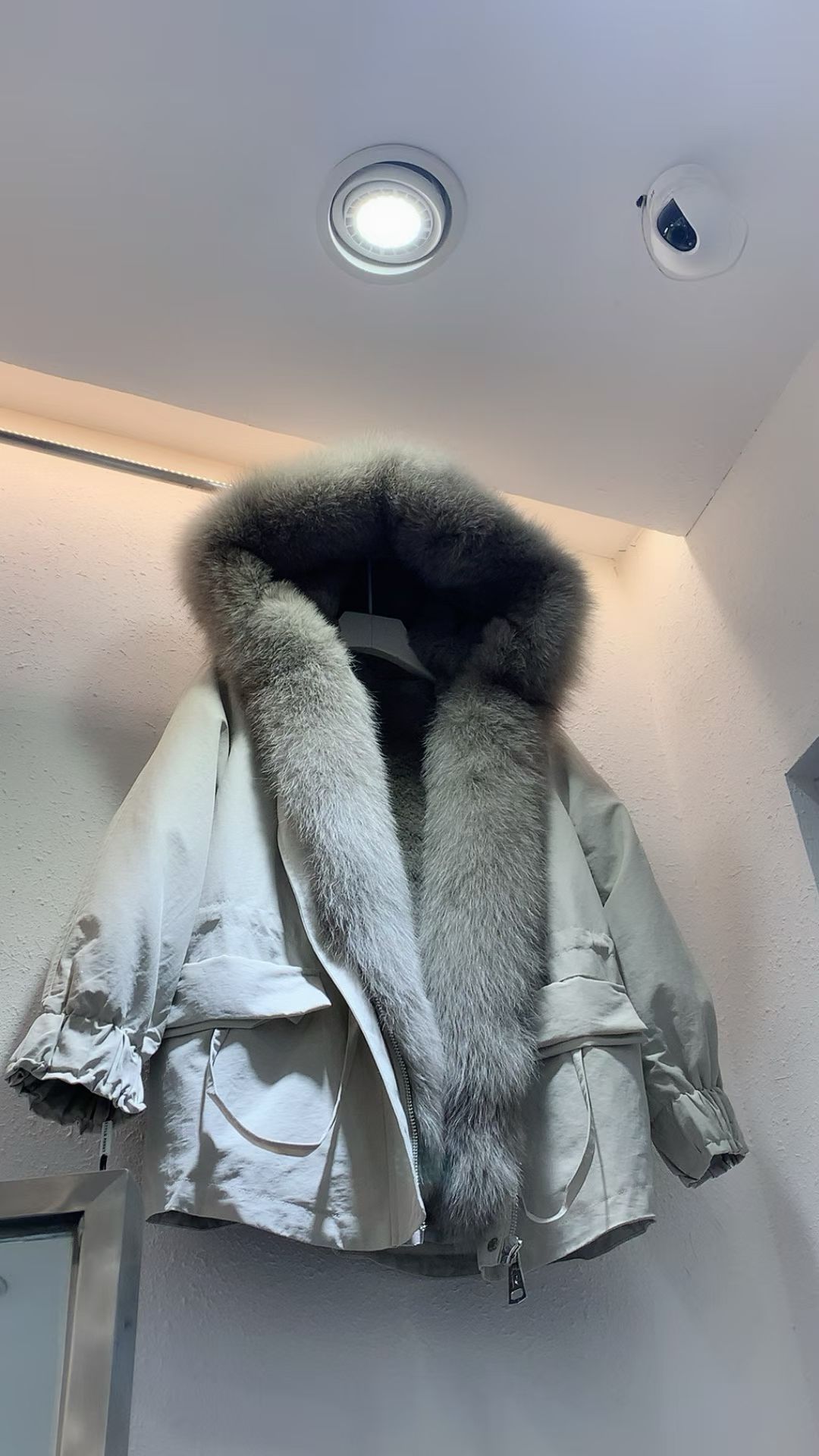 冬款时尚百搭显瘦羽绒服女价格私信羽绒服派克服fEIYASHI