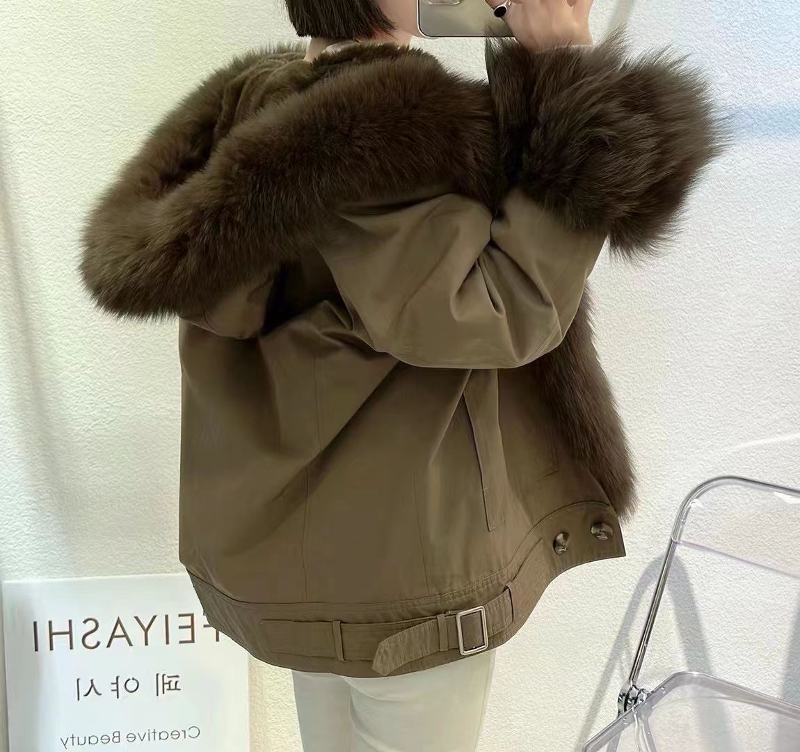 2025冬款时尚百搭显瘦羽绒服女价格私信羽绒服fEIYASHI派克服