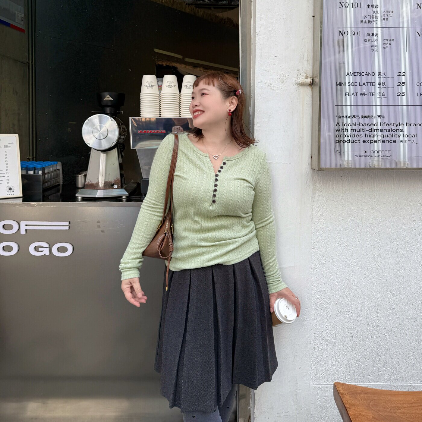 精灵家微胖2025冬季新款大码女装复古内搭单排扣打底衫毛衣针织衫,女装/女士精品,毛针织衫,淘宝优惠券,粉丝福利购,淘宝优惠卷