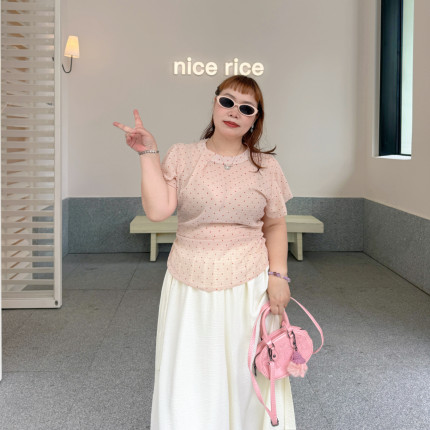 精灵家微胖大码女装2026新款胖mm不规则透视T恤波点收腰显瘦衬衫