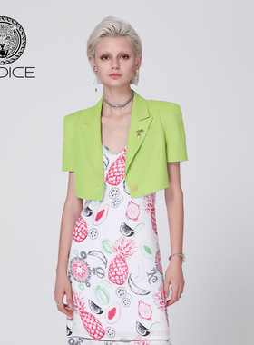 kodice春夏新款绿色翻领超短款西装外套西服短袖时尚含胸针女装