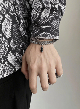 原创古巴双层叠戴马眼黑钻吊坠男生手链钛钢配饰小众设计ins手串