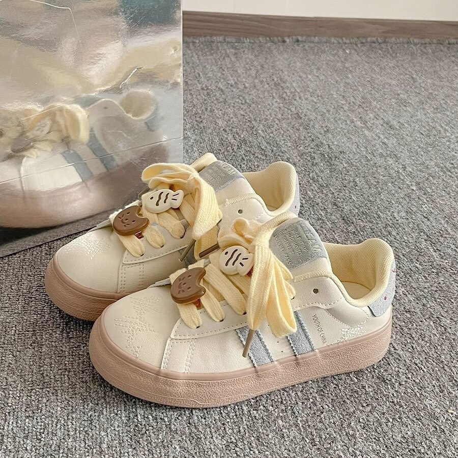 正品多巴胺板鞋女款2025新款春秋百搭chic鞋子厚底学生小白鞋ins