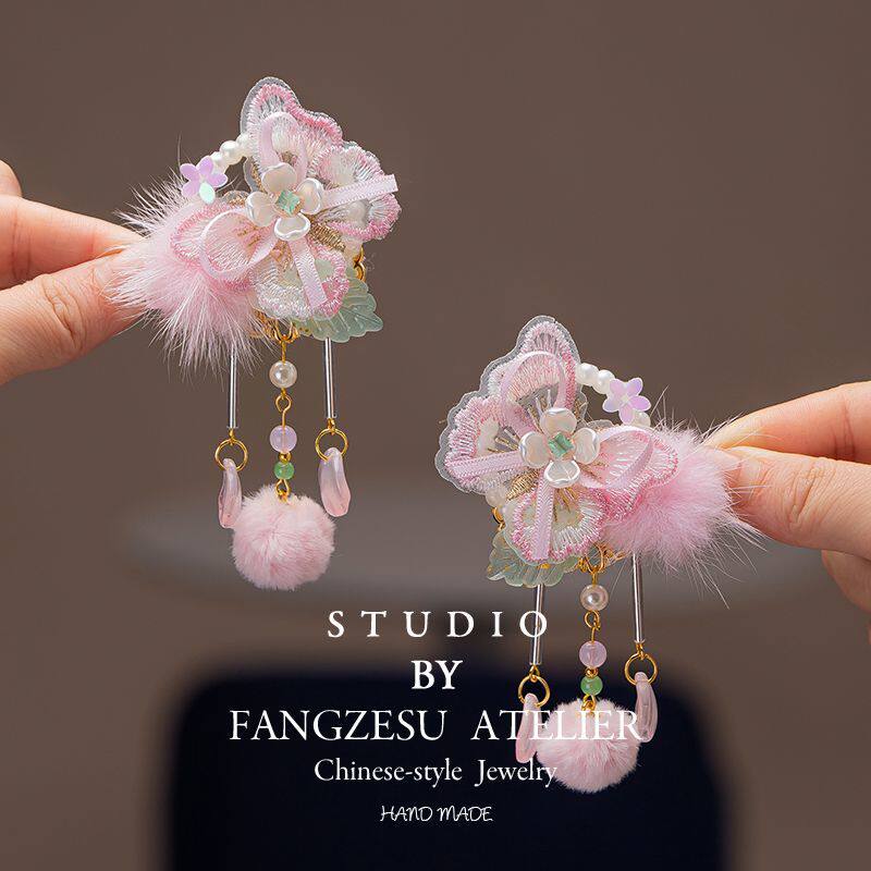 儿童古风过年拜年服发饰小女孩毛绒流苏发夹喜庆红粉色秋冬新款