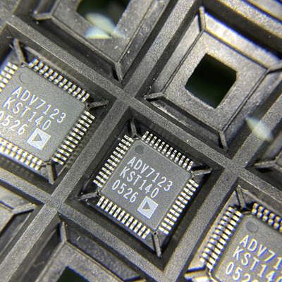 全新原装ADI芯片 ADV7123KST140 数模转换芯片DAC 现货可直拍