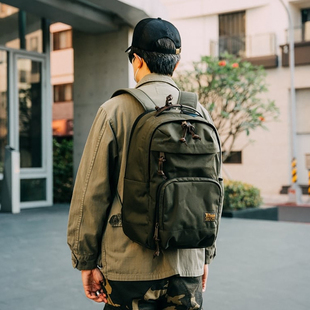 Filson双肩包男女美式复古咔叽工装户外出差旅行包电脑背包大容量