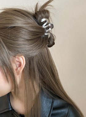 Busan小众设计金属不规则波浪小号抓夹时尚高级感半扎鲨鱼夹发夹