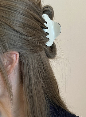 Busan法式复古高级感半圆醋酸中号半扎抓夹优雅气质大号鲨鱼夹女