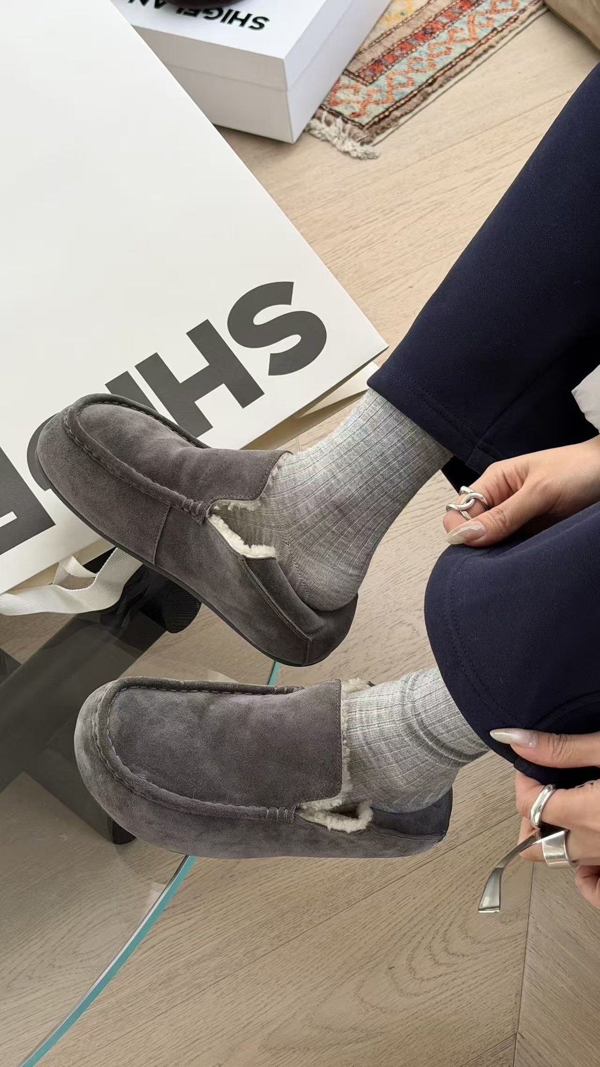 诗歌兰真皮女鞋2025冬季新款时尚百搭舒适厚底加绒保暖浅口乐福鞋,女鞋,乐福鞋（豆豆鞋）,淘宝优惠券,粉丝福利购,淘宝优惠卷