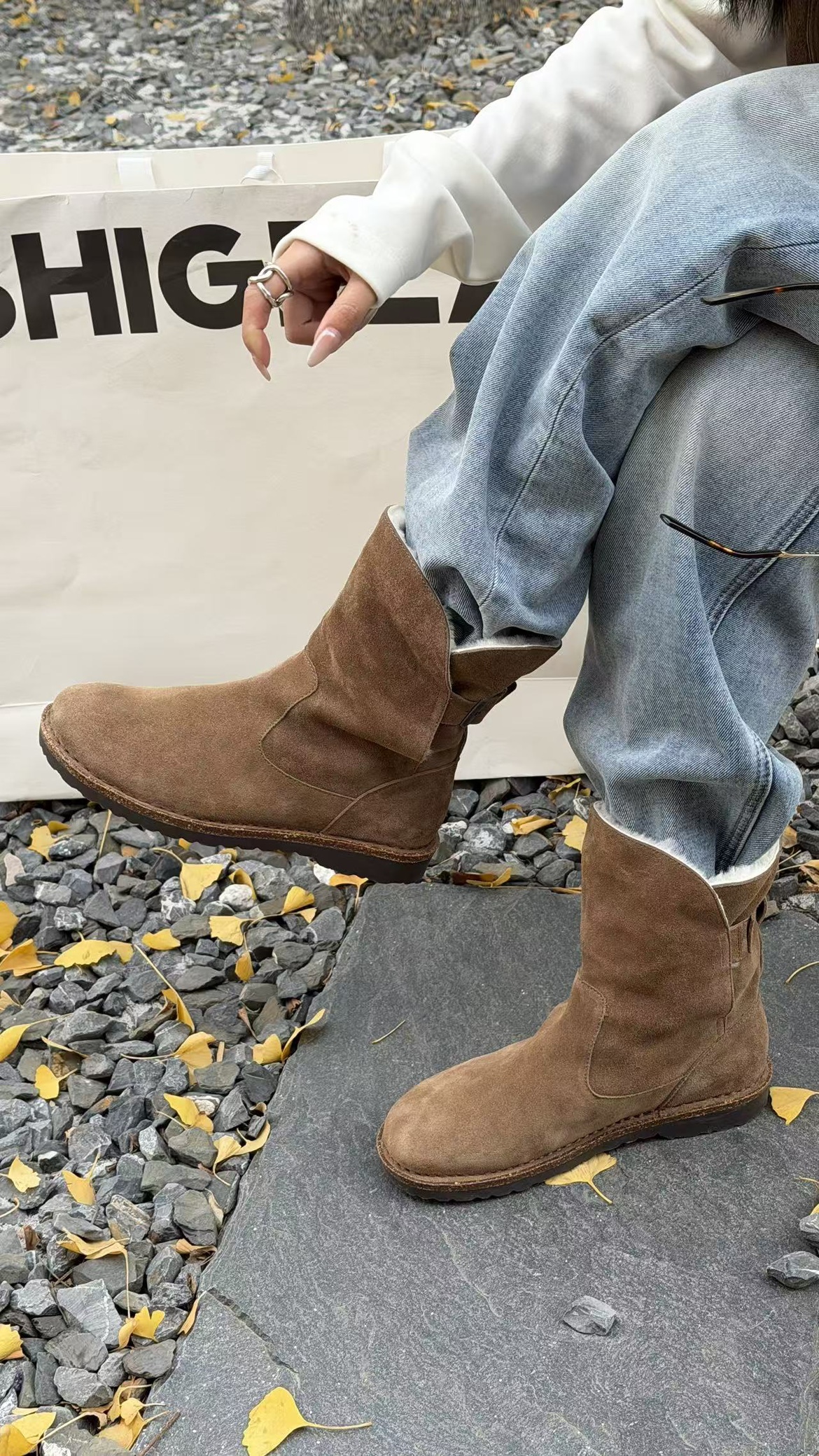 诗歌兰低跟皮毛一体雪地靴短靴