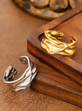 钛钢不规则开口轻奢戒指