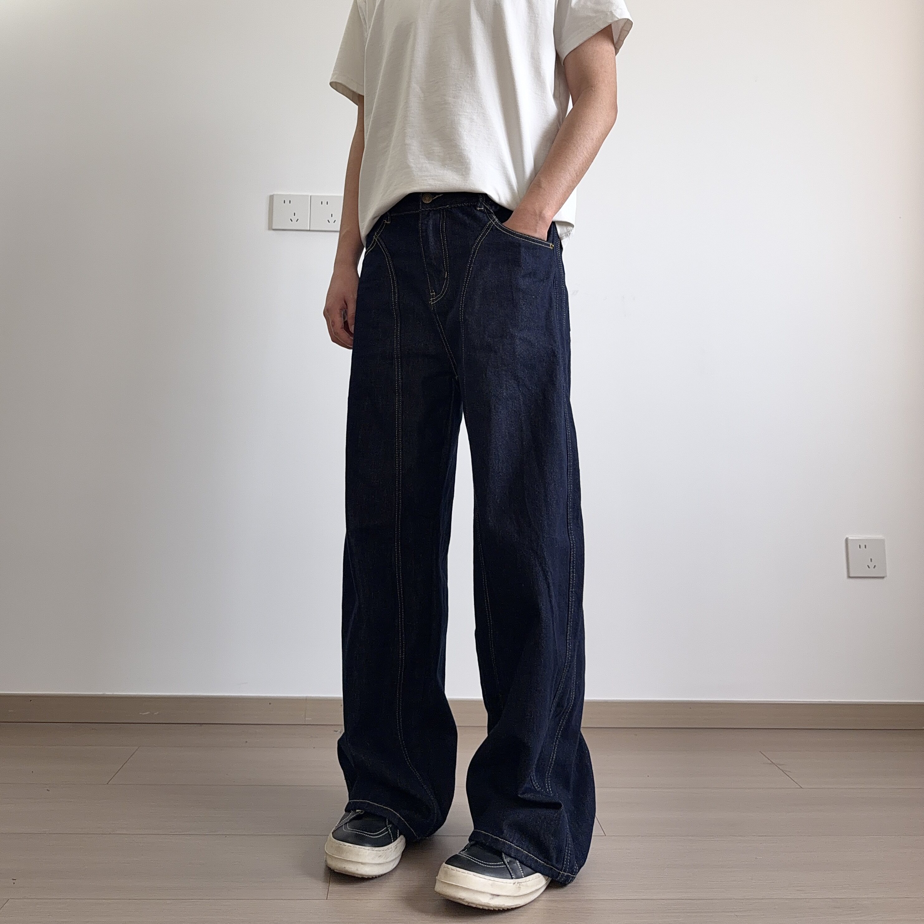 高级感拼接设计深蓝原牛牛仔裤