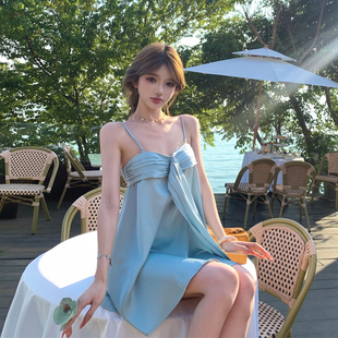 光泽感蝴蝶结设计醋酸感缎面短裙辣妹