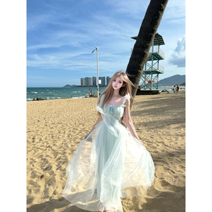 绿野仙踪 绿色网纱吊带连衣裙女夏海边度假氛围感气质长裙