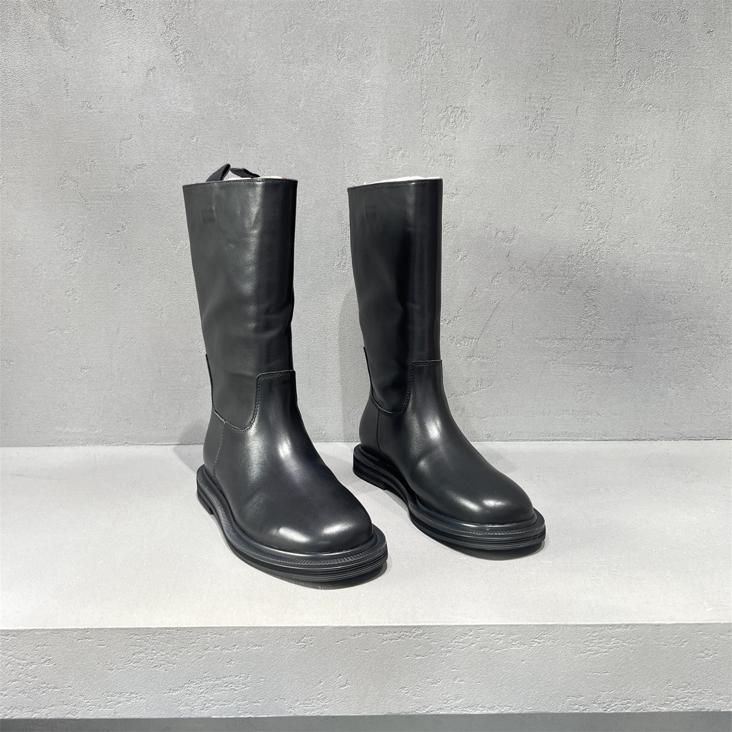 真皮胎牛皮全皮马丁靴中筒靴欧货