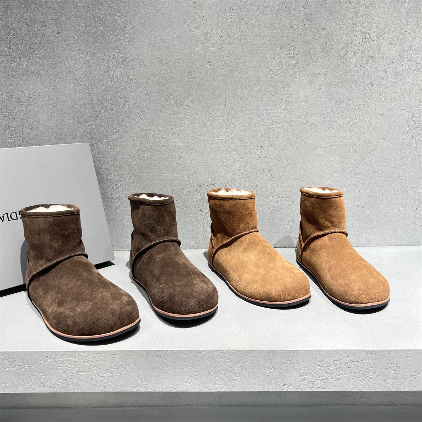 真皮厚底皮毛一体保暖雪地靴短靴