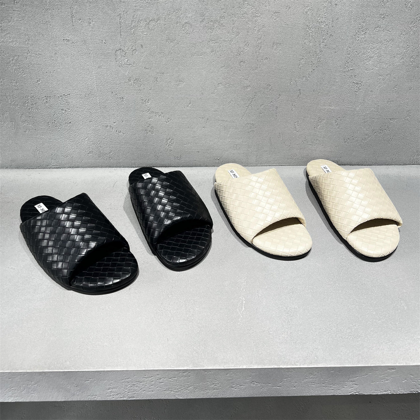 欧洲站女鞋2026夏新款欧货真皮编织平底外穿一字拖凉鞋漏趾凉拖鞋