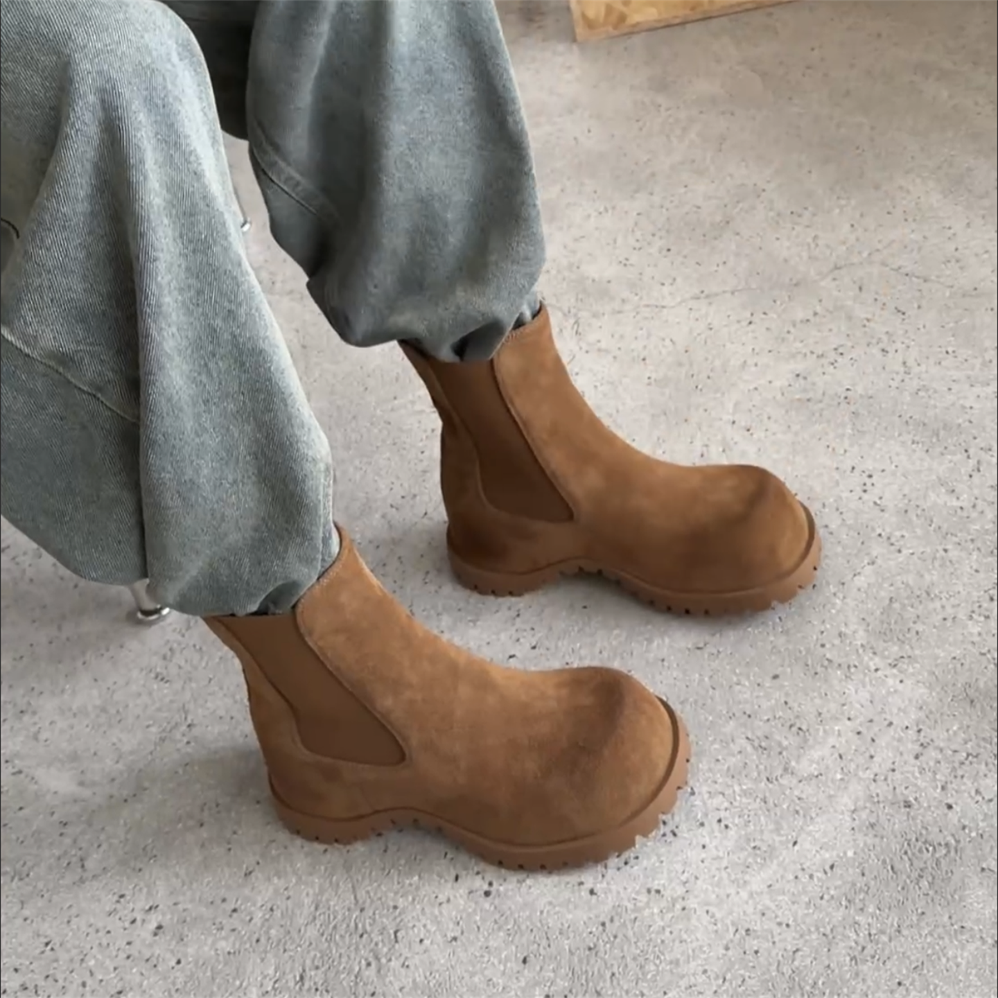 WM6真皮厚底增高时尚短靴马丁靴