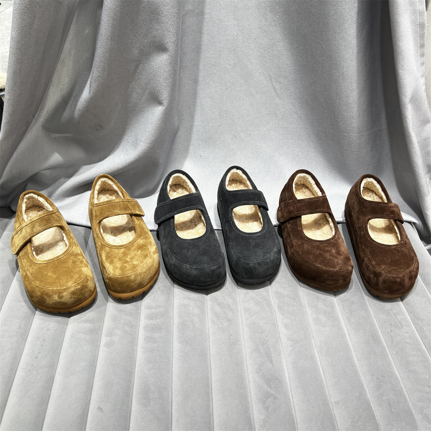 乐魔真皮厚底增高羊毛保暖勃肯鞋