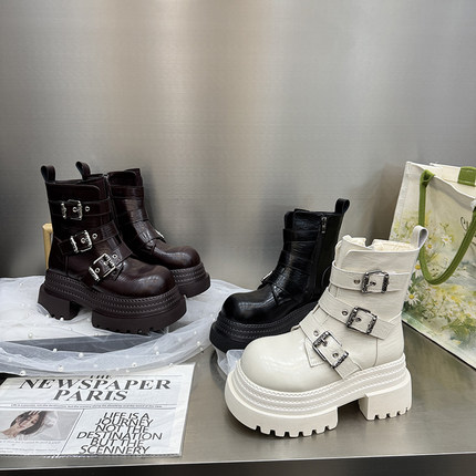 冬季朋克风金属扣厚底马丁靴女短靴超高跟机车靴酷感靴子女657-92
