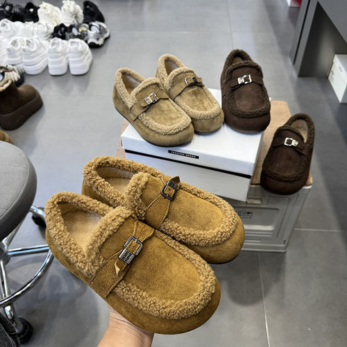 加绒皮带扣一脚蹬乐福女鞋