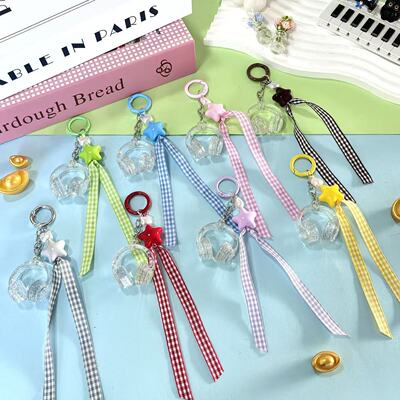 创意新款钥匙扣亚克力耳机挂件可爱卡通手机挂件饰品包包挂饰挂件