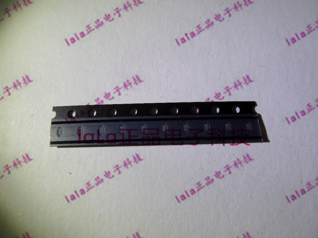 1SS389 肖特基二极管 10V 100mA 低压降 350mV SOT-523 TOSHIBA