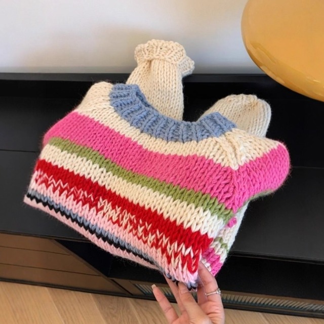 撞色彩虹条纹毛衣女冬季宽松上衣