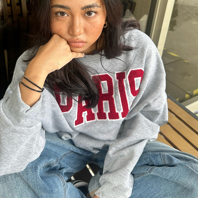 灰色字母宽松圆领套头卫衣