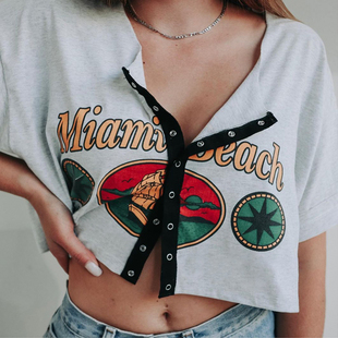 欧美新款 上衣百搭 美式 复古浅灰色小众露脐T恤女潮ins设计感短袖