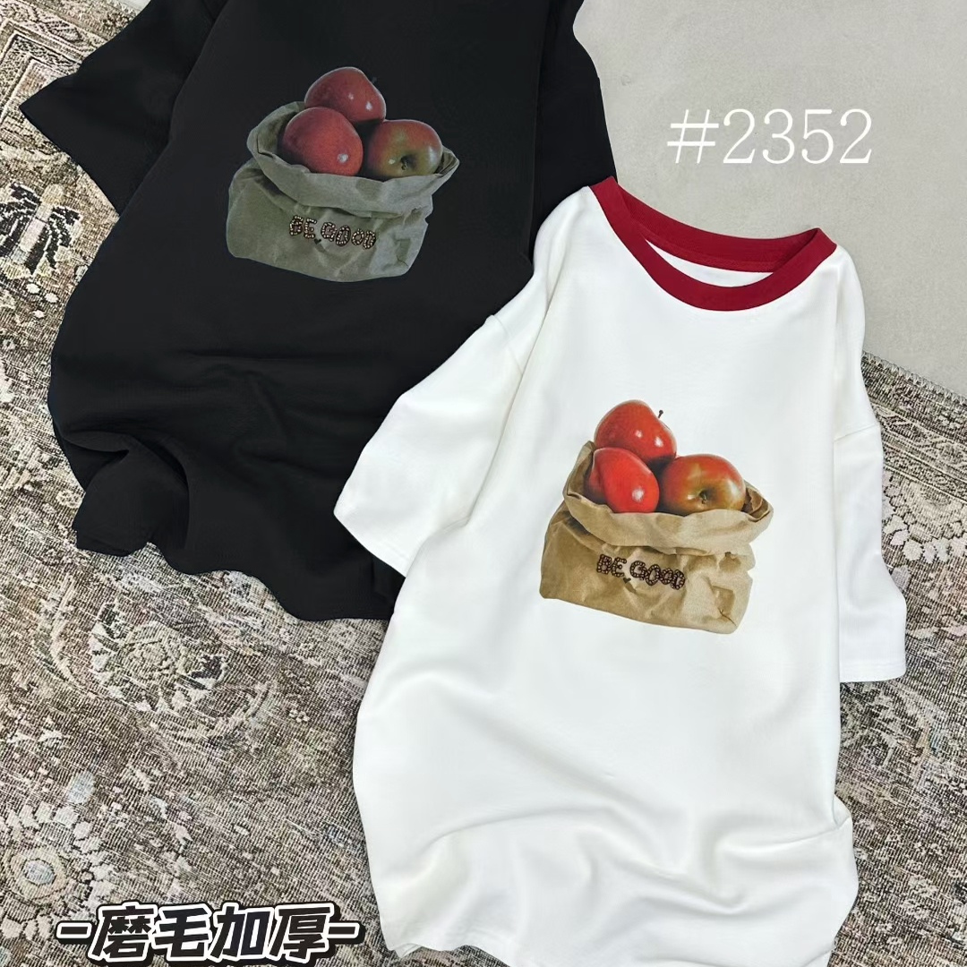 2025秋冬新款苹果印花宽松T恤