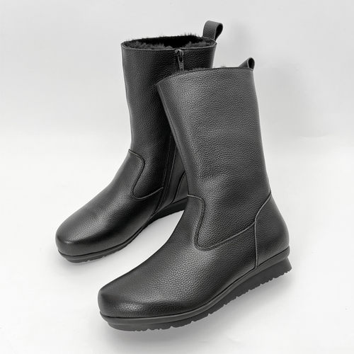 柜雅氏女靴真皮加厚羊毛雪地靴保暖妈妈靴软皮软底平底宽楦中筒靴