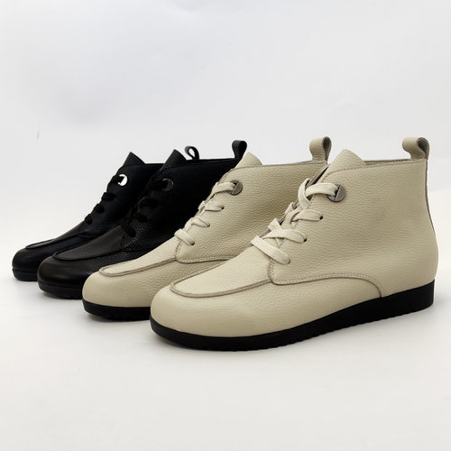 柜雅氏女靴柔软舒适真皮短靴系带新款软皮软底牛皮宽楦平底马丁靴