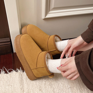 雪地靴女加绒加厚2025冬季 女士 厚底一体短筒靴子皮毛外穿保暖棉鞋