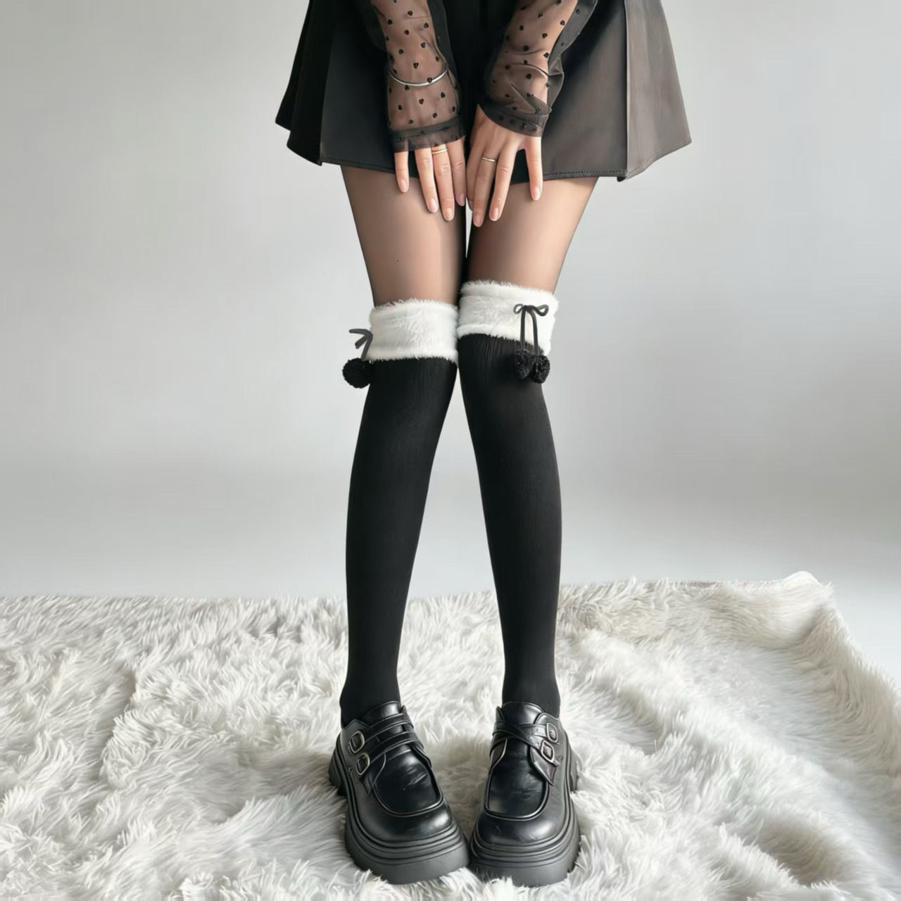 秋冬日系甜美少女洛丽塔可爱软妹学生过膝袜女黑色毛球jk长筒袜子,女士内衣/男士内衣/家居服,长筒袜,淘宝优惠券,粉丝福利购,淘宝优惠卷