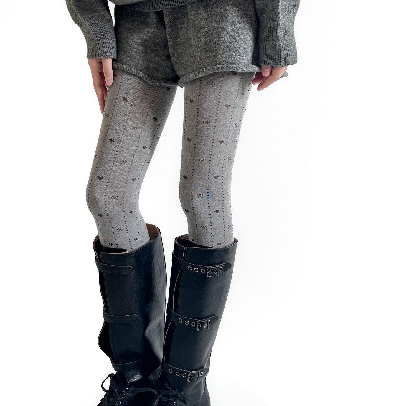 甜酷辣妹镂空蝴蝶结爱心打底袜日系连裤袜秋冬高级感配靴子的袜子