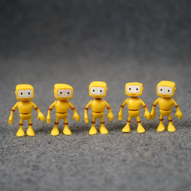 卡通迷你小机器人模玩