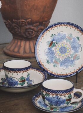 日系颜值美浓烧蓝葡萄花园马克杯日式早餐杯茶点心碟复古咖啡杯碟