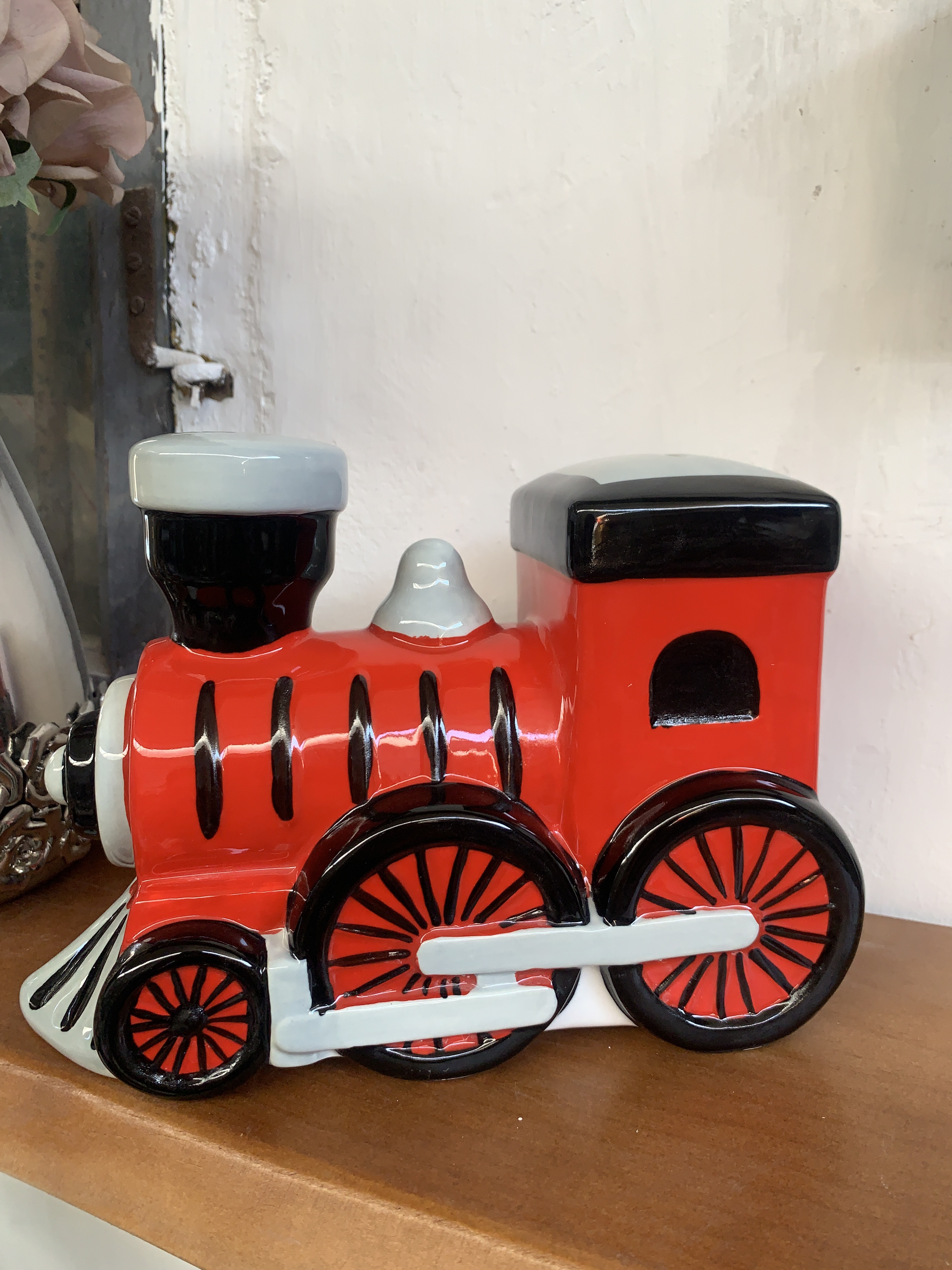 童趣可爱火车存钱罐出口外贸纯手绘复古乡村外贸陶瓷儿童车存钱罐