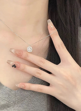999纯银小方糖项链女轻奢小众高级感送女友闺蜜生日礼物