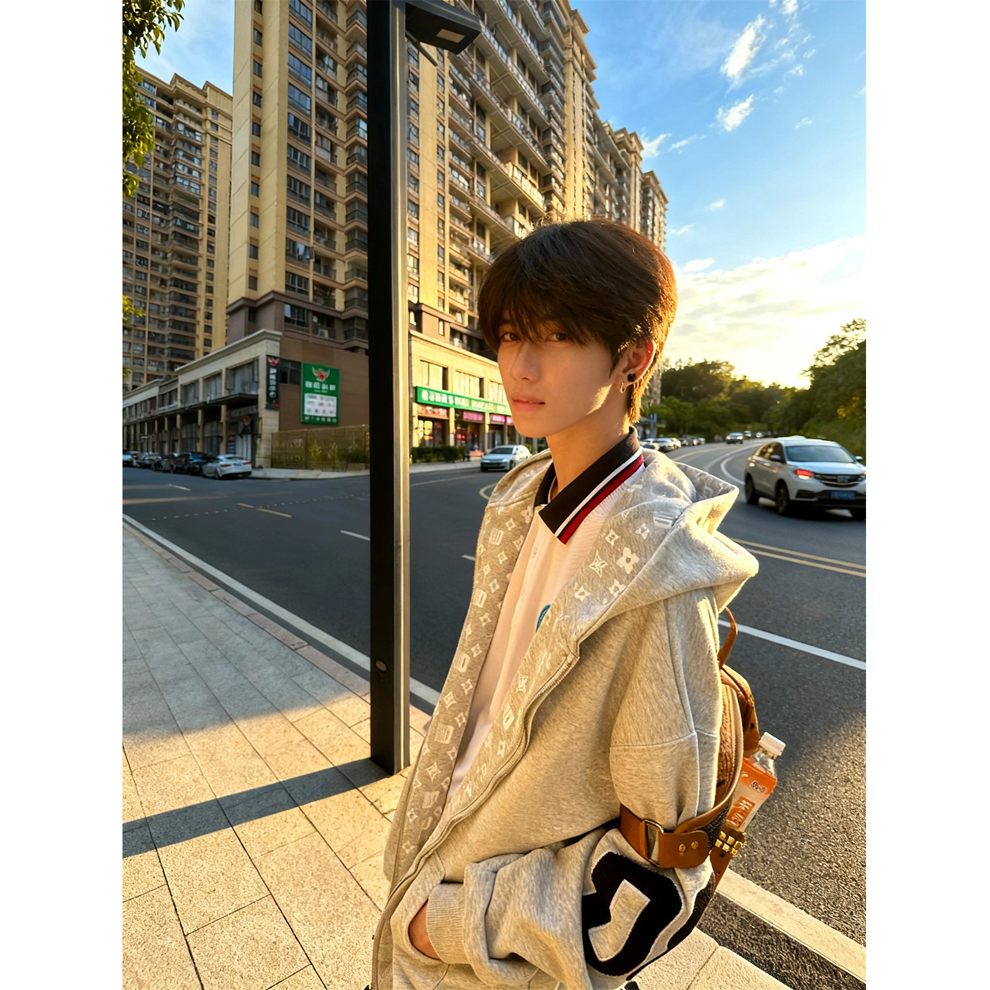 刺绣开衫连帽拉链卫衣男女帽衫