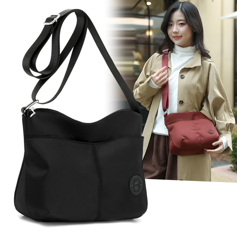 多口袋斜挎包女包2025新款秋冬百搭尼龙单肩包简约防泼水牛津布包